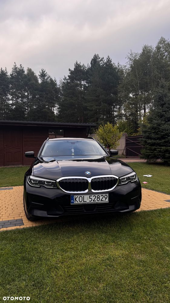 BMW Seria 3 320d xDrive - 2