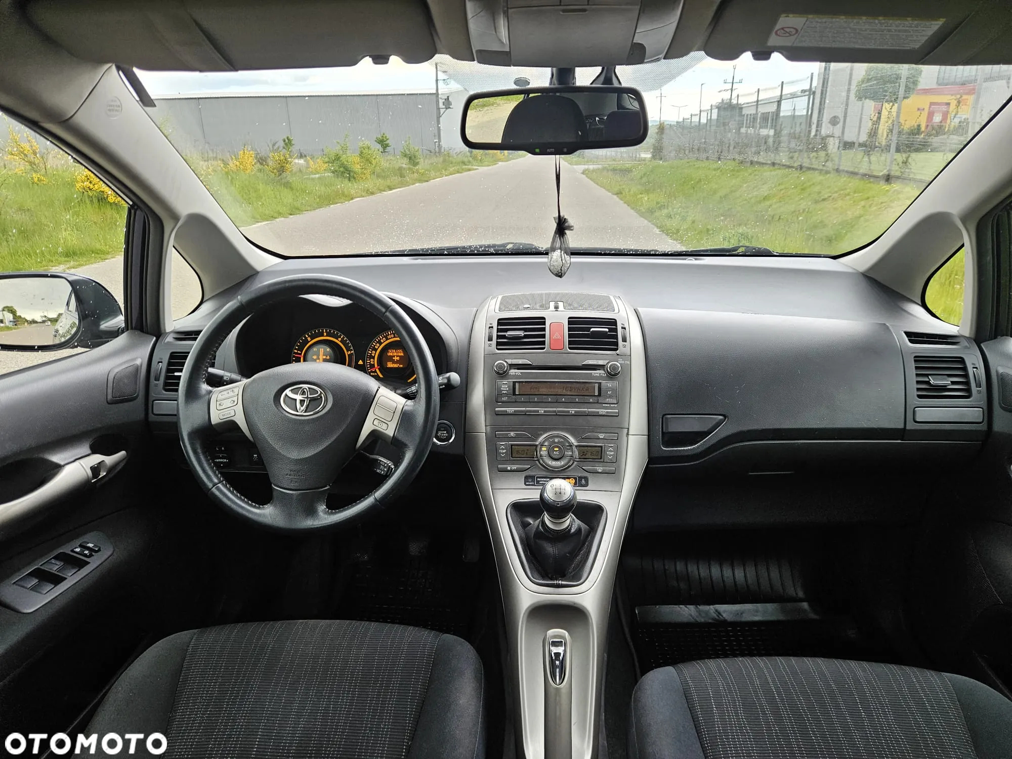 Toyota Auris - 7