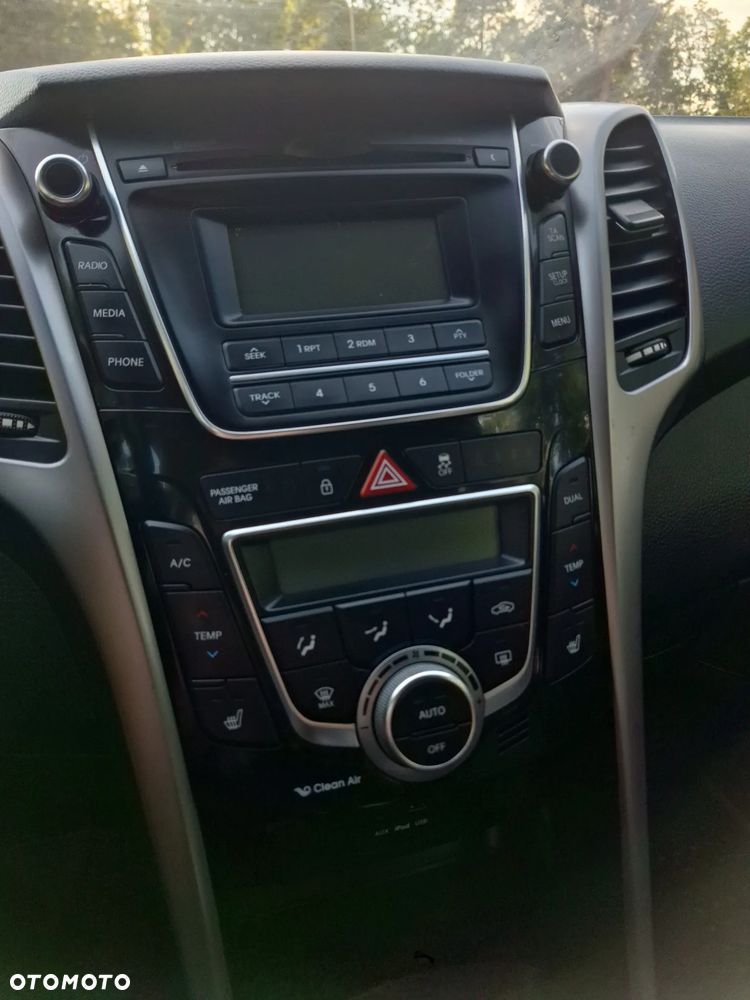 Hyundai i30 1.6 GDI Style - 12
