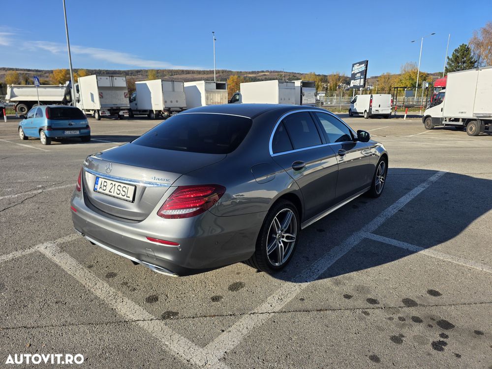Mercedes-Benz E - 5