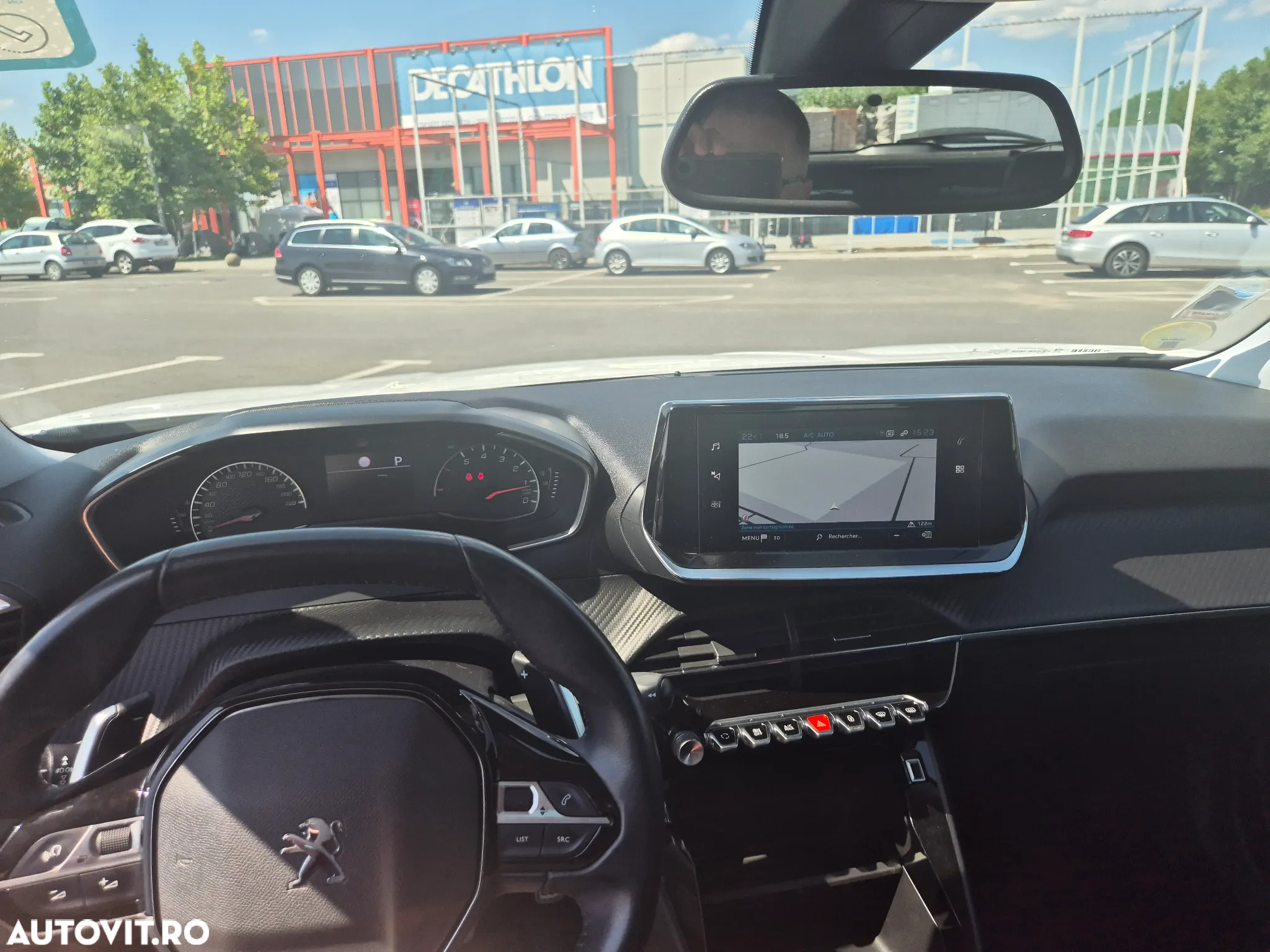 Peugeot 2008 1.5 BlueHDI 130 S&S EAT8 Allure - 7