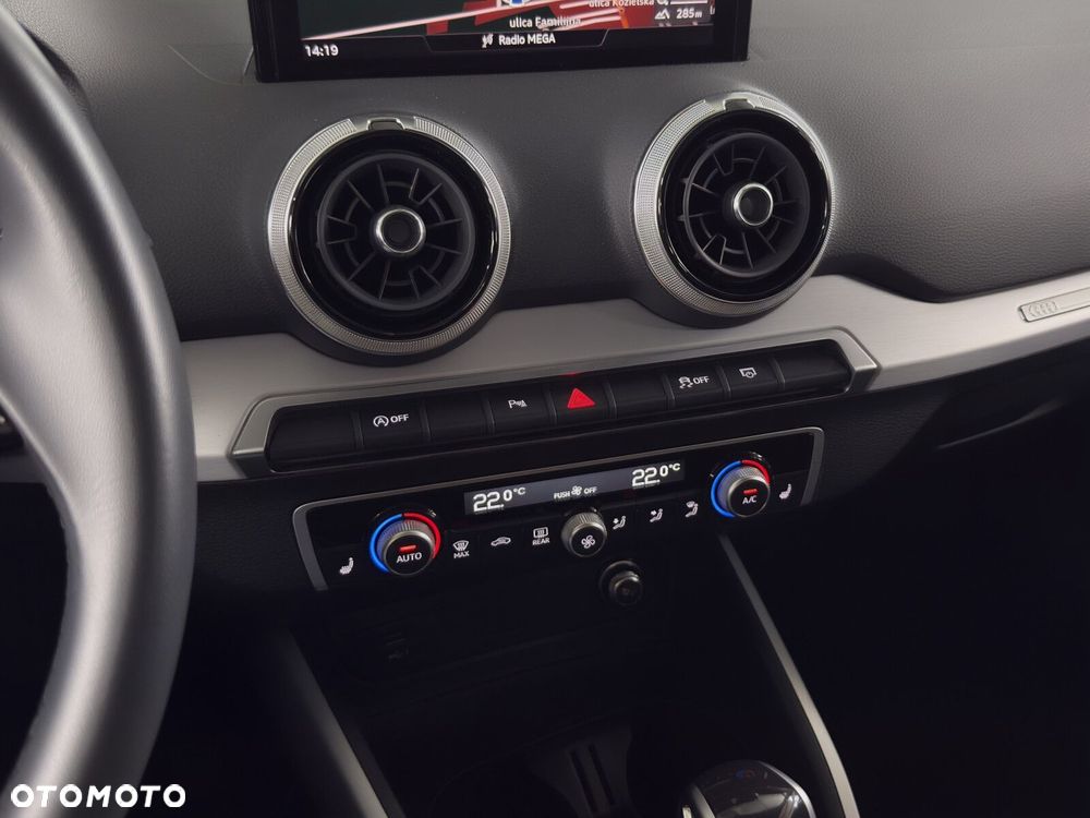 Audi Q2 - 18