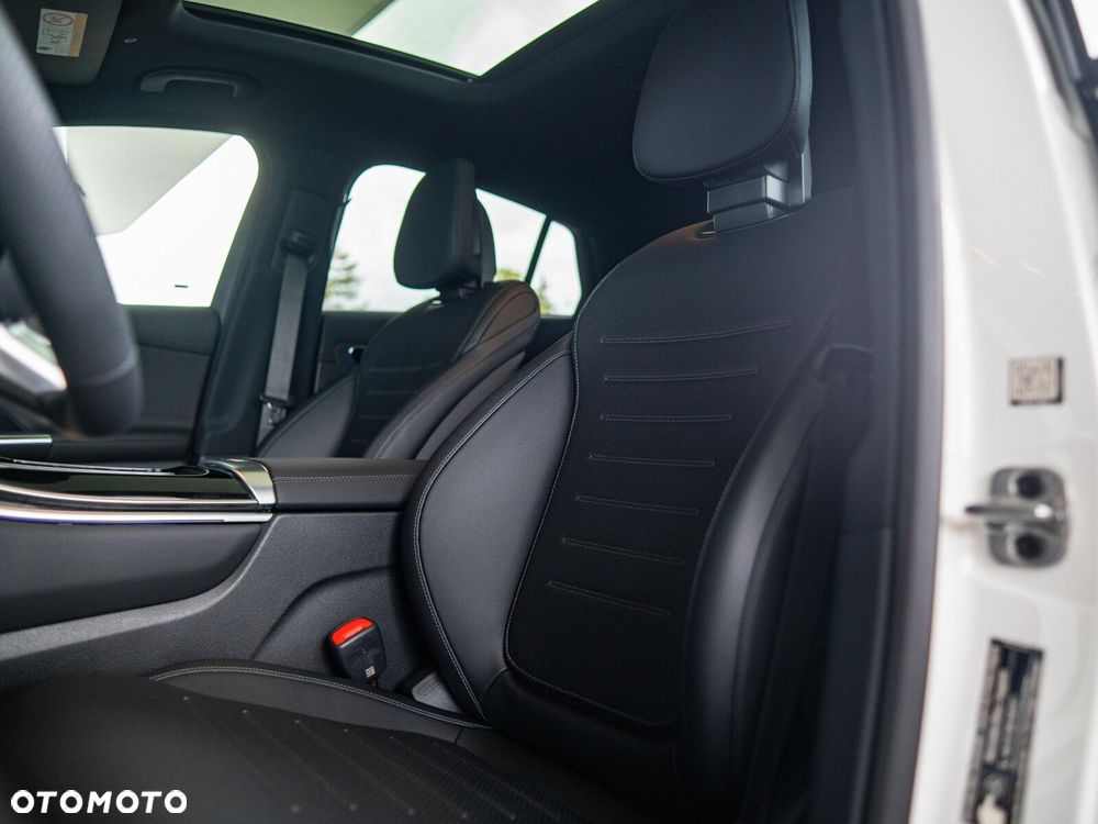 Mercedes-Benz GLC - 10