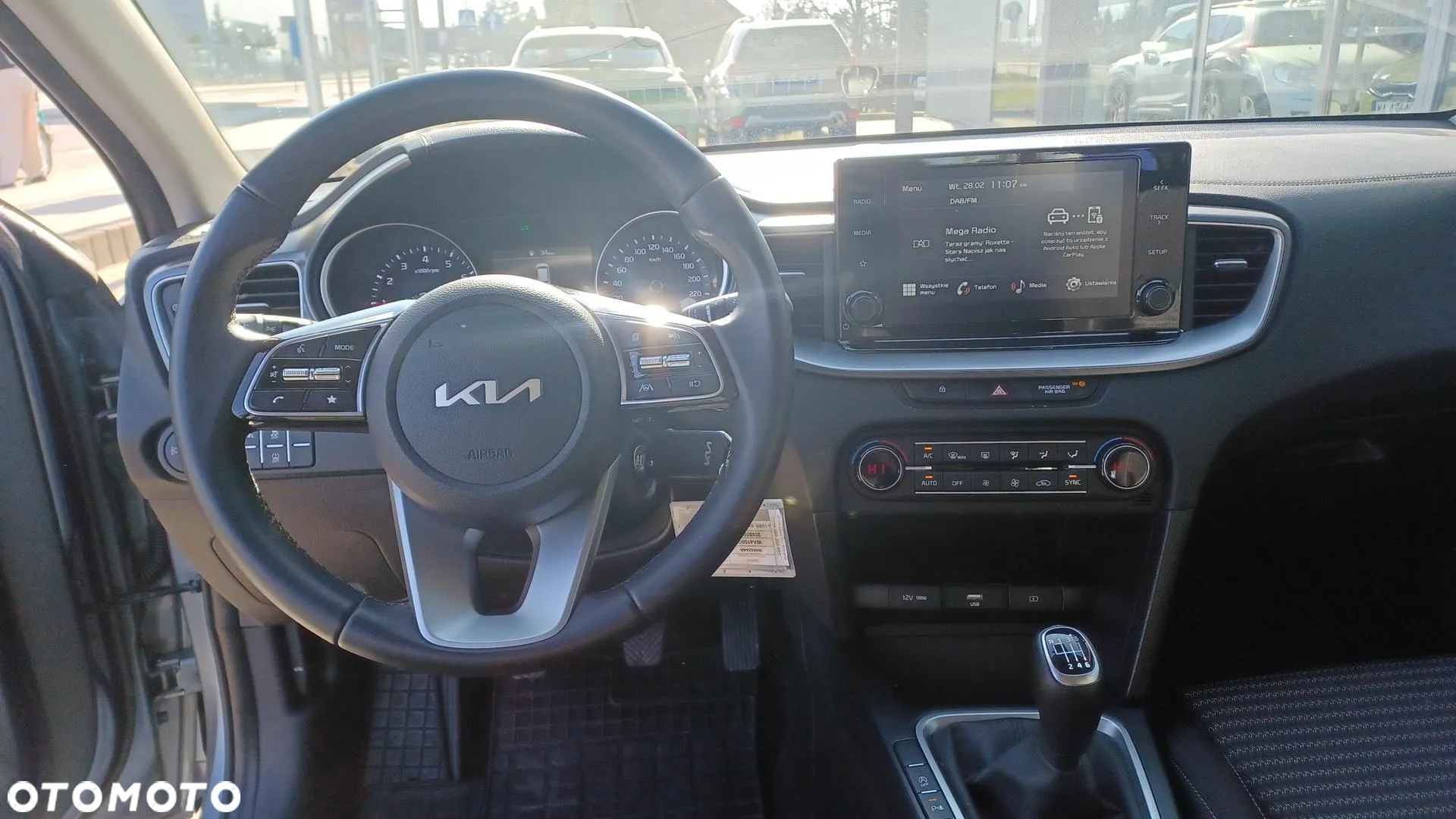 Kia Ceed 1.5 T-GDI M - 13
