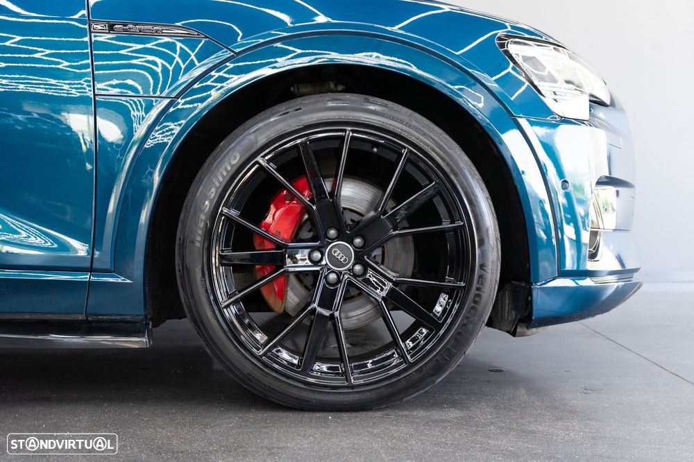 Audi e-tron 55 quattro S line - 11