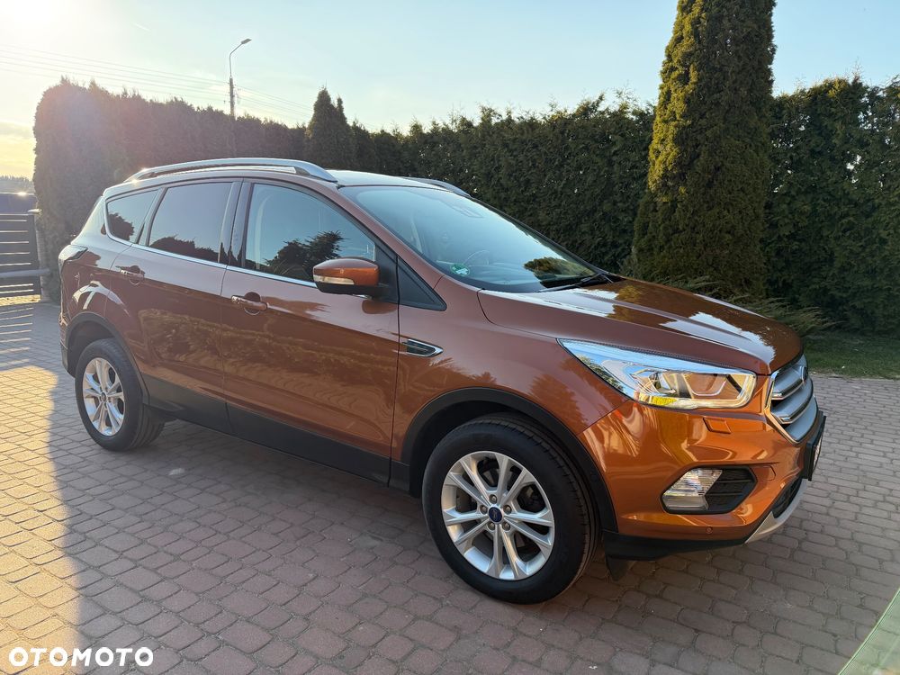 Ford Kuga 1.5 EcoBoost 2x4 Titanium - 8