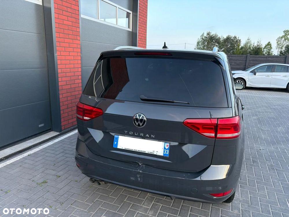 Volkswagen Touran 2.0 TDI SCR DSG UNITED - 5