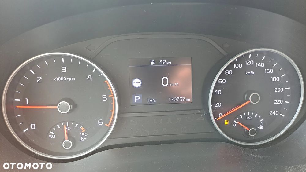 Kia Sportage 1.6 CRDI AWD DCT VISION - 17