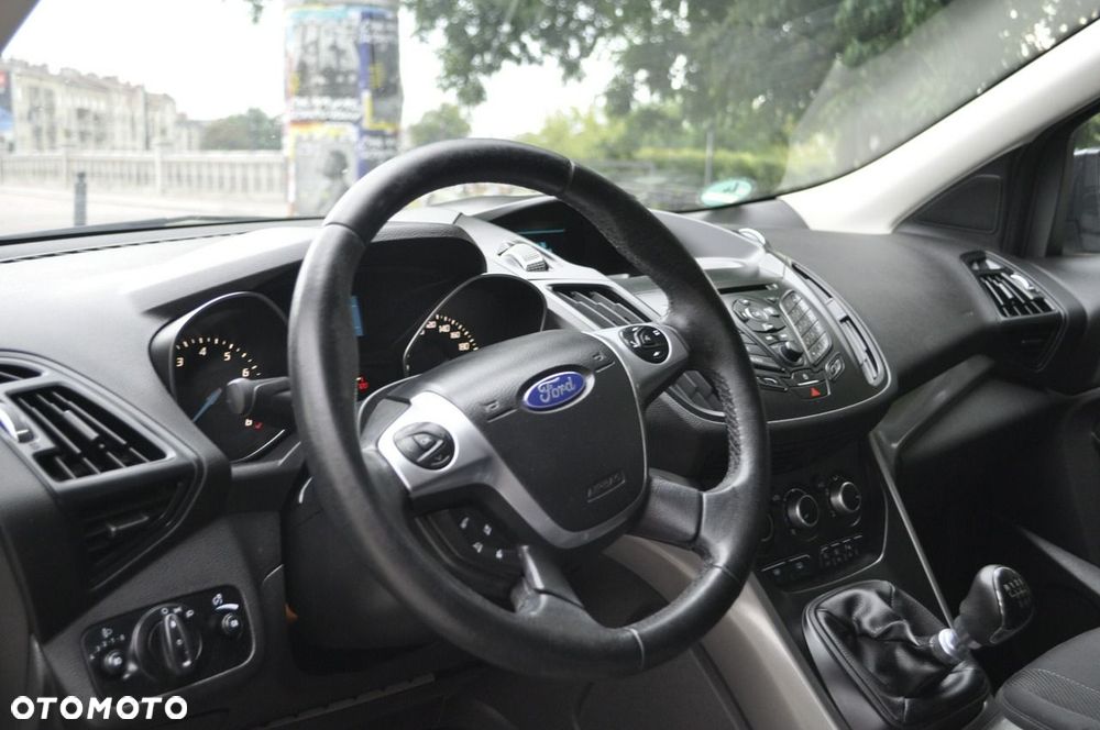 Ford Kuga - 6