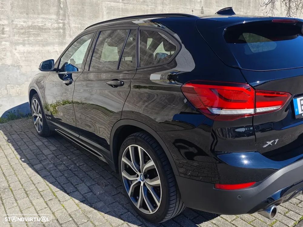 BMW X1 xDrive25e Sport Line - 4