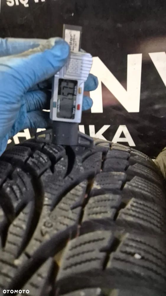 Koła zimowe Mercedes 185/65 R15 Nokian - 2