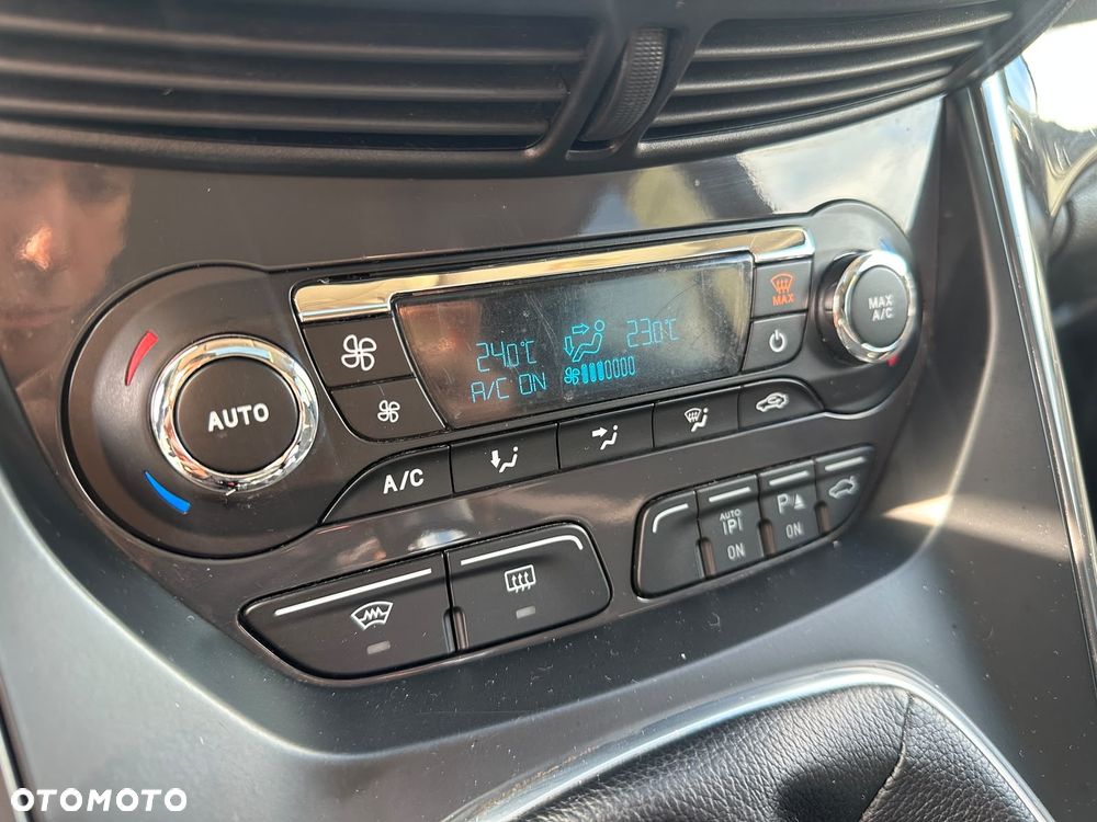 Ford Kuga 2.0 TDCi 4WD Titanium Plus - 11