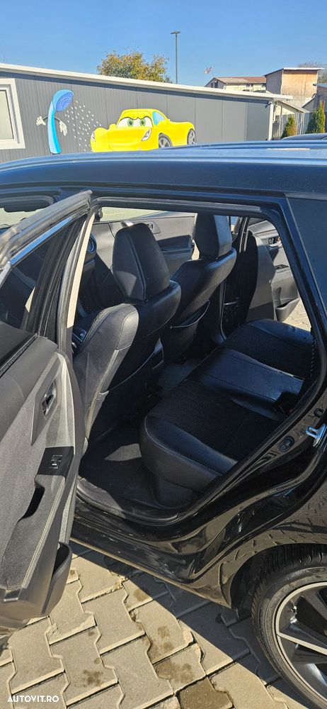 Toyota Auris - 3
