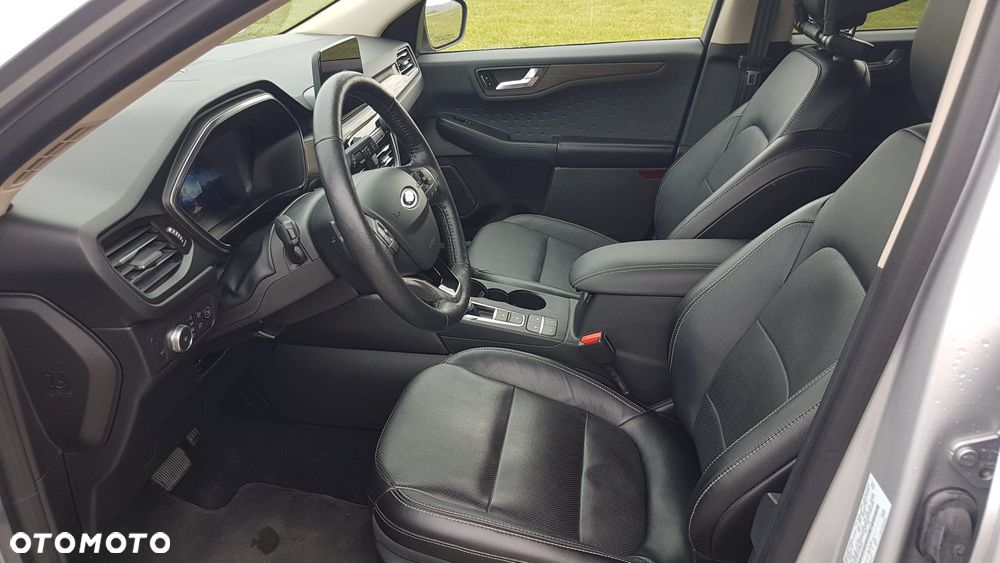 Ford Escape 2.0 EcoBoost AWD Titanium - 13