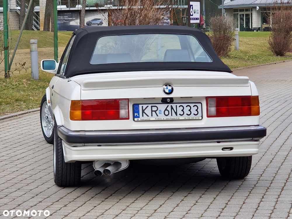 BMW Seria 3 320i - 14