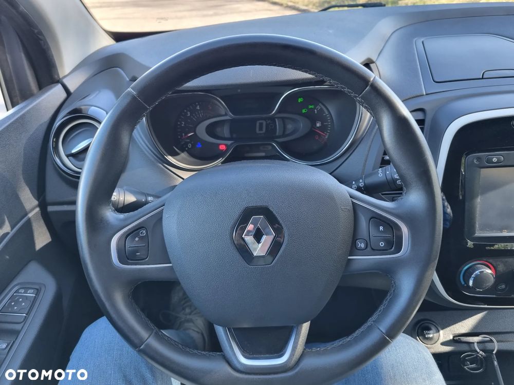 Renault Captur 1.5 dCi Energy Intens EDC EU6 - 11