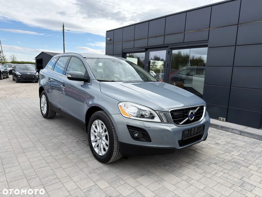 Volvo XC 60 D5 AWD Momentum - 10