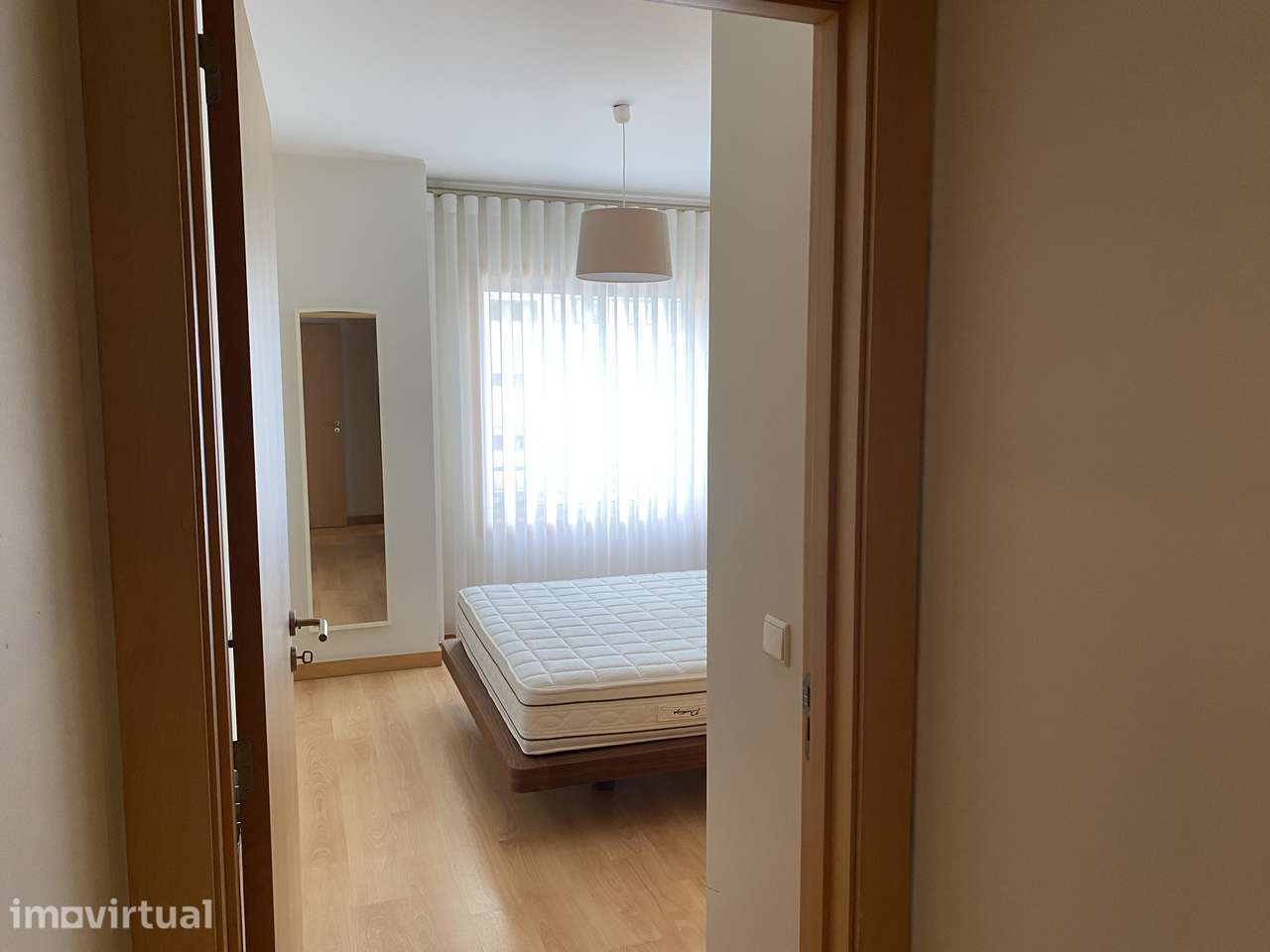 Apartamento T1 Mobilado com lugar de garagem. - Grande imagem: 4/9
