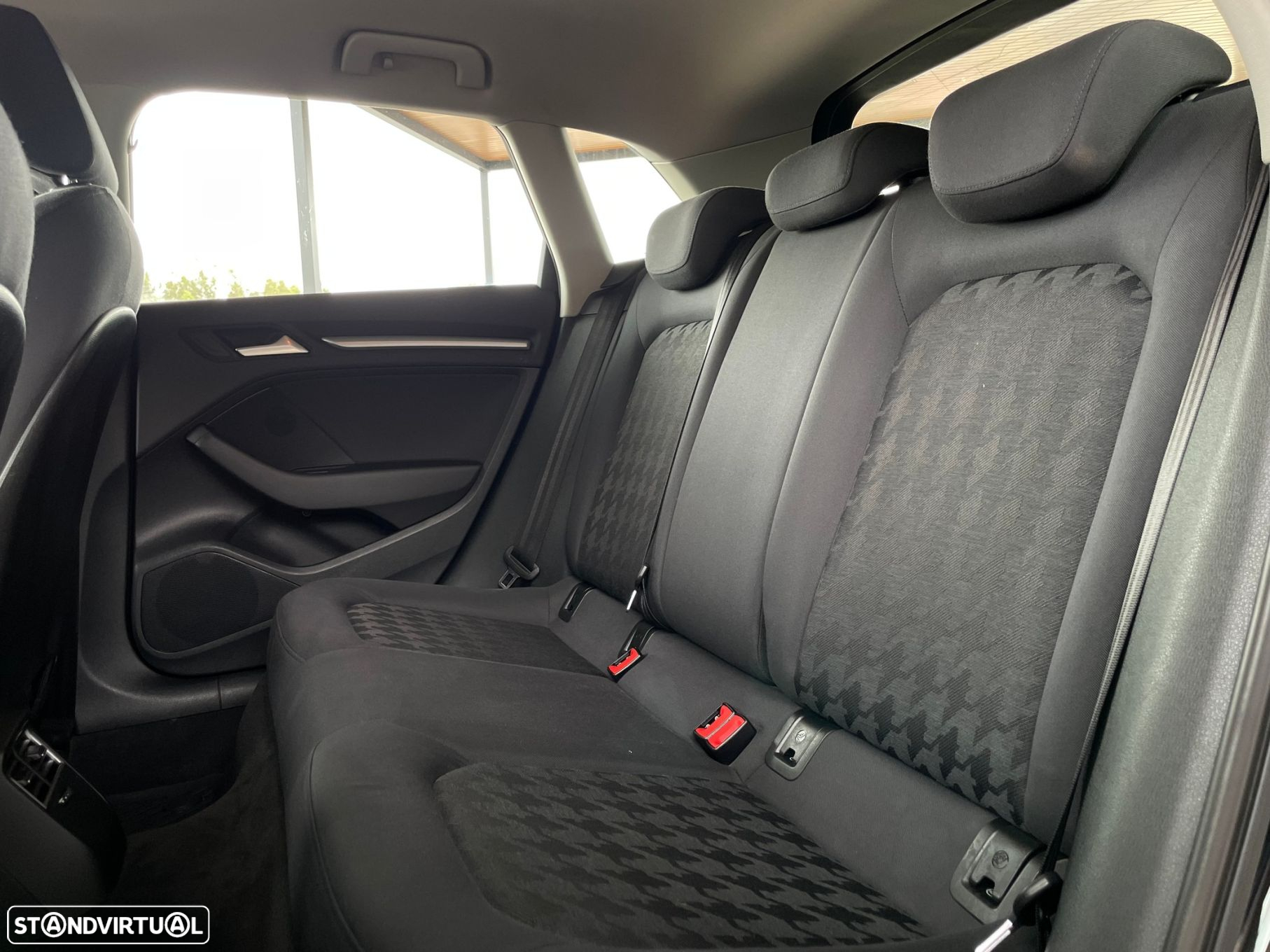 Audi A3 Sportback 1.6 TDI Attraction Ultra - 13