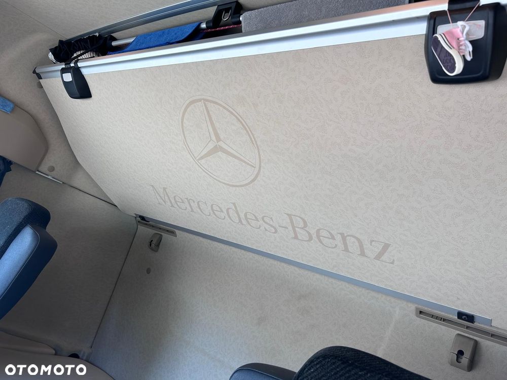 Mercedes-Benz Actros - 11