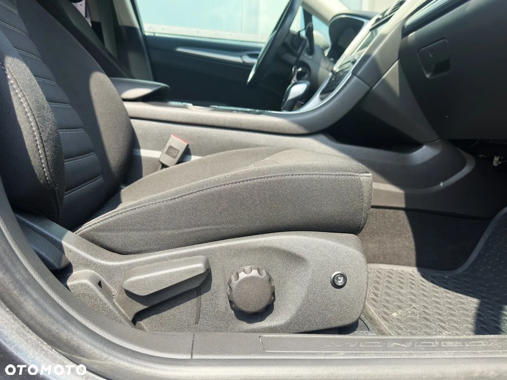 Ford Mondeo 1.5 EcoBoost Edition - 26