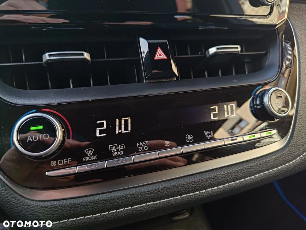 Toyota Corolla 2.0 Hybrid Selection - 35
