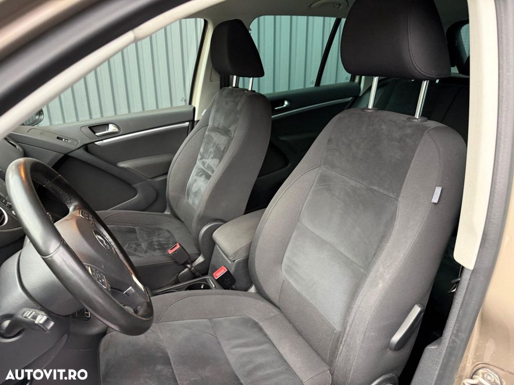 Volkswagen Tiguan - 9