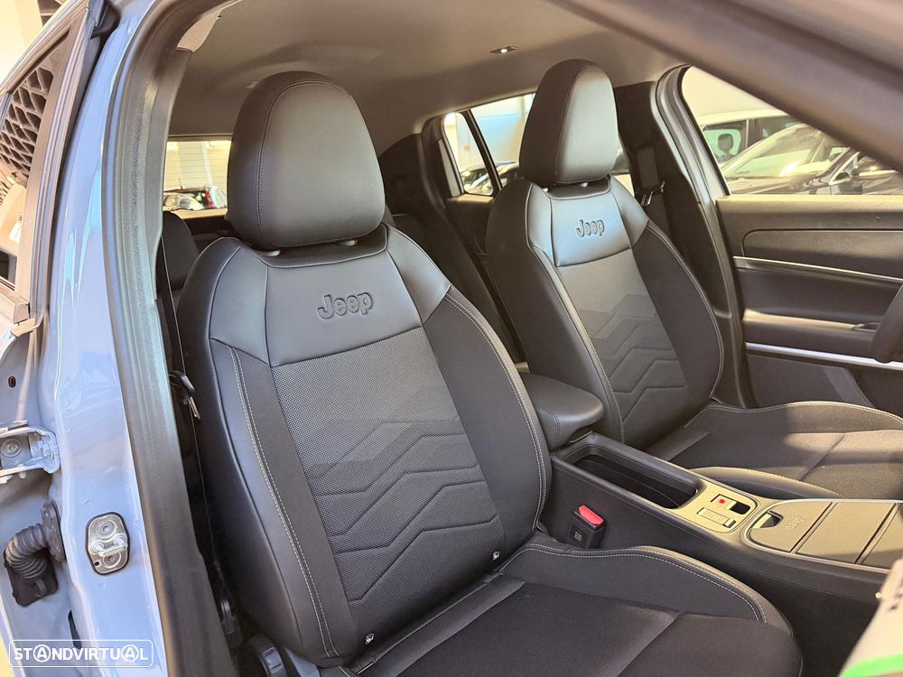 Jeep Avenger 1.2 e-Hybrid Altitude DCT - 21