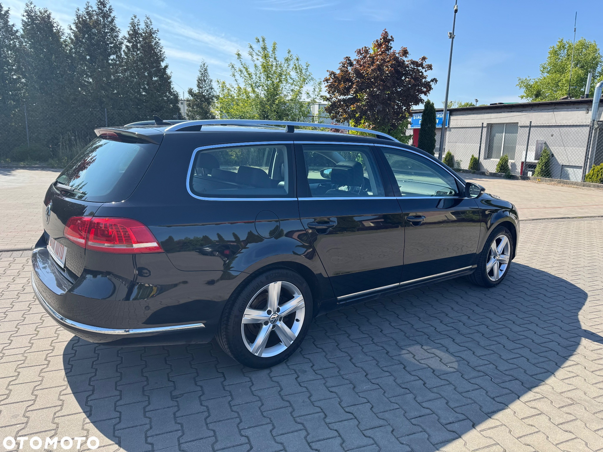 Volkswagen Passat Variant 2.0 TDI DSG BlueMotion Technology Highline - 16