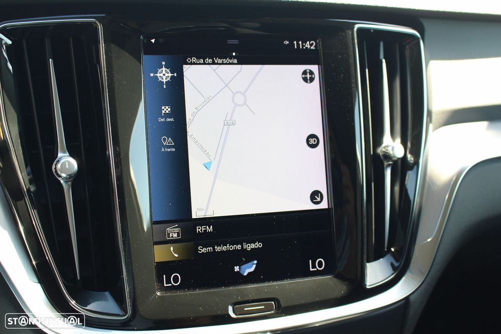 Volvo V60 2.0 T6 AWD TE R-Design - 29