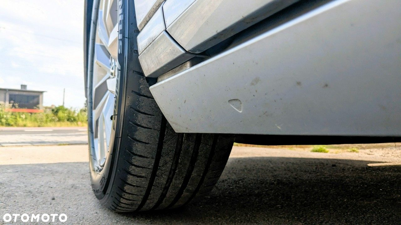 Volkswagen Passat - 37