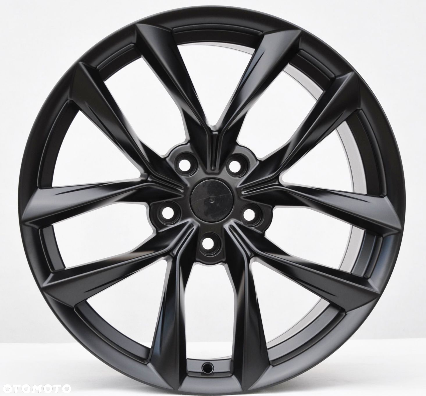 1168 BLHM NOWE FELGI 18 5x114,3 TESLA 3 Y - 2