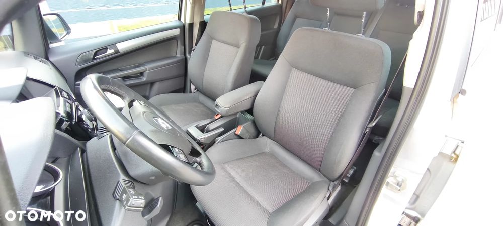 Opel Zafira 1.8 Cosmo - 10