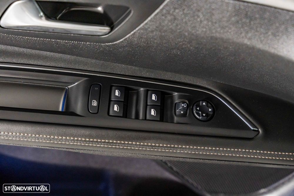 Peugeot 5008 1.5 BlueHDi GT Line EAT8 - 38