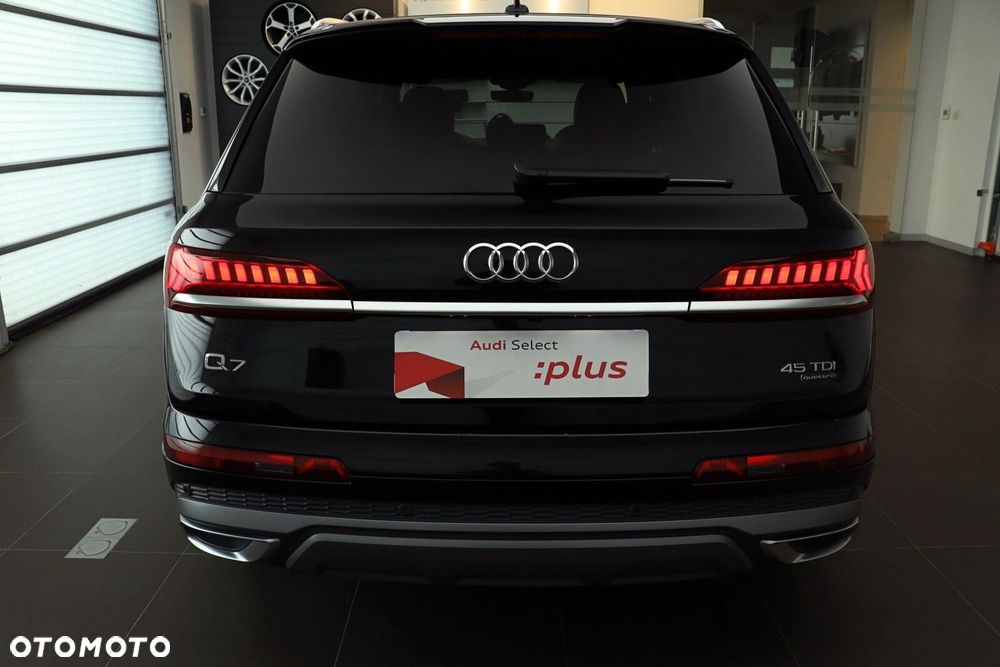 Audi Q7 - 5