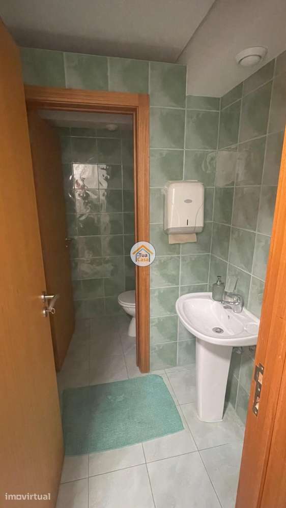 Loja para Restauração em Matosinhos Sul Frente Metro Câmara - Grande imagem: 3/19