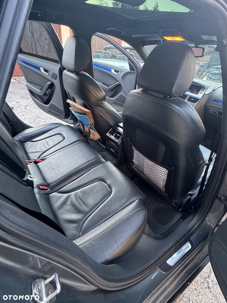 Audi A4 Avant 2.0 TDI - 9
