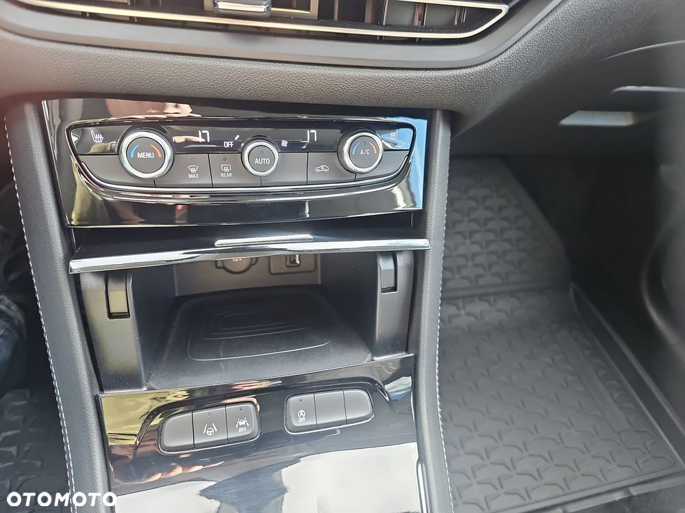 Opel Grandland X - 15
