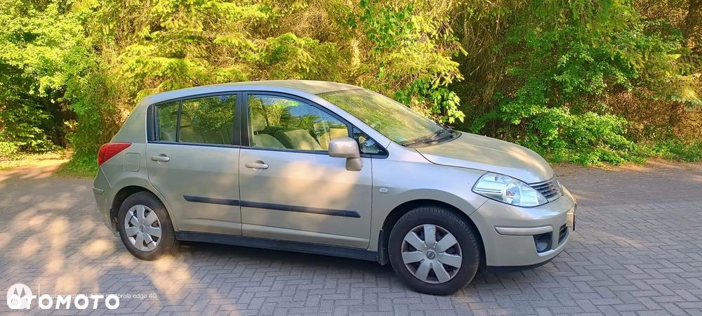 Nissan Tiida 1.6 Visia - 2
