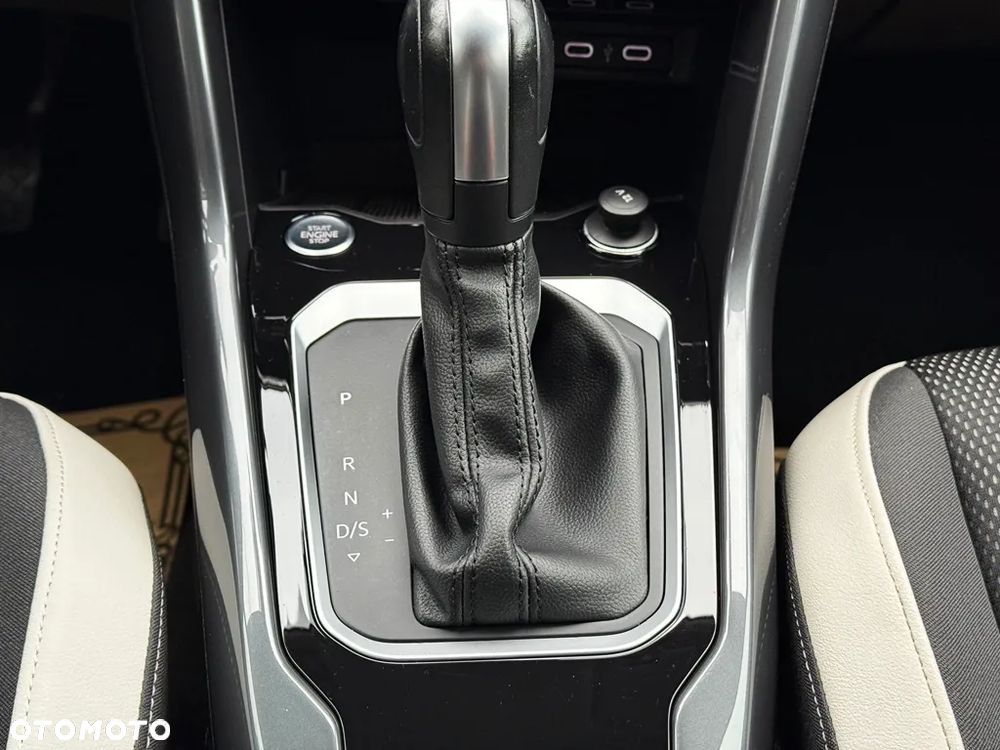 Volkswagen T-Roc 2.0 TDI SCR DSG Sport - 35