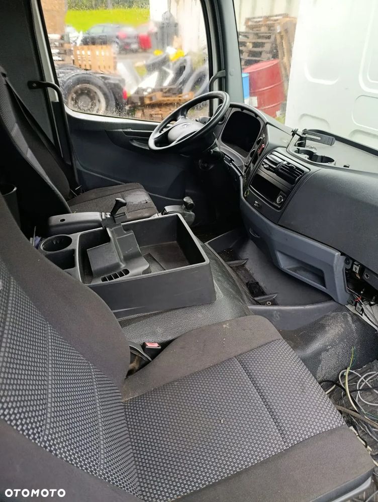 KABINA DZIENNA MERCEDES ATEGO 1324 EURO 5 - 4