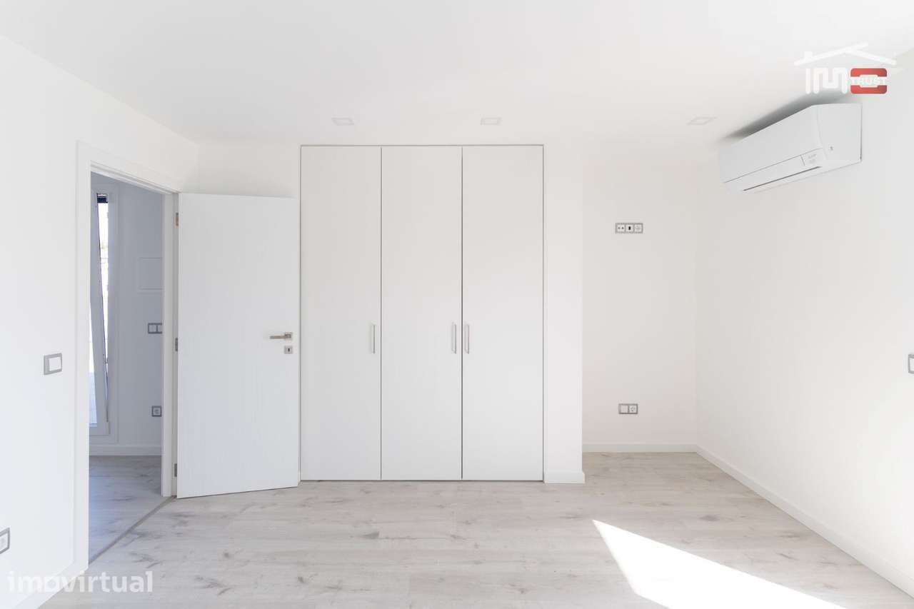 MORADIA GEMINADA T3 PRONTA A HABITAR  RUA DO BOM SAMARITANO ROTUNDA... - Grande imagem: 4/40