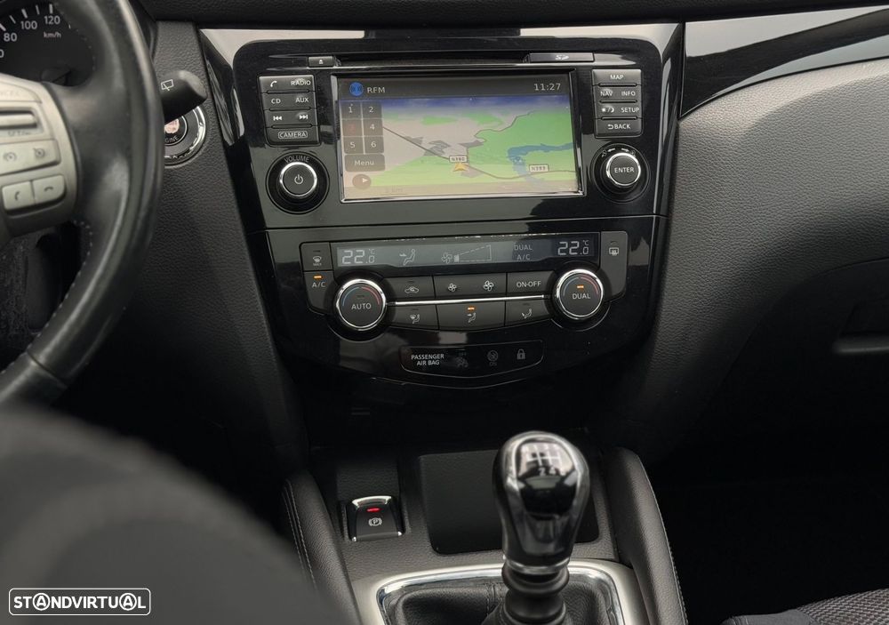 Nissan Qashqai 1.5 dCi N-Connecta - 29