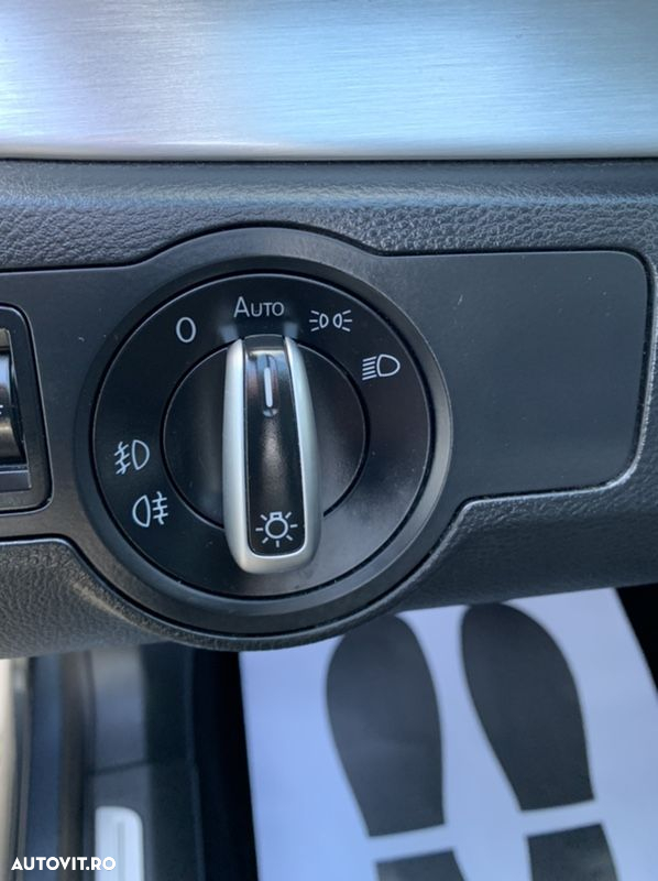 Volkswagen Passat Variant 1.4 TSI DSG BlueMotion Technology Highline - 36
