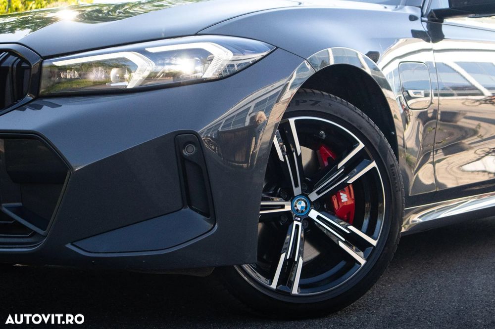 BMW Seria 3 330e Aut. M Sport - 23
