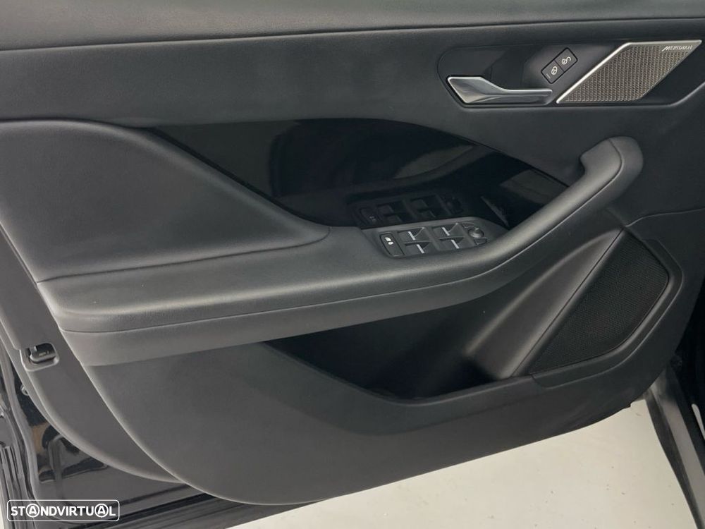 Jaguar I-Pace - 18