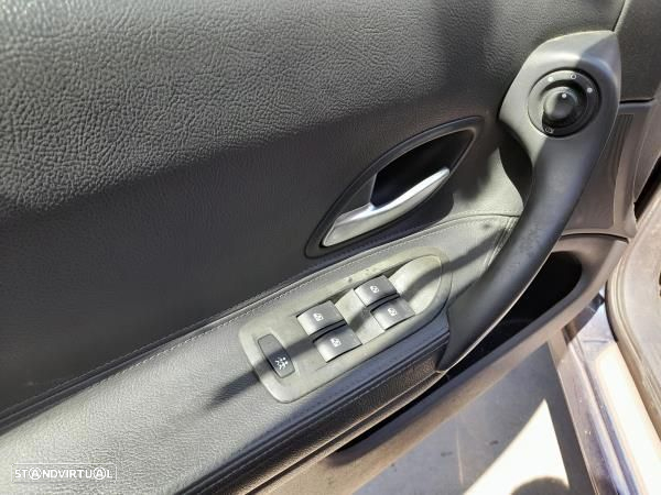 Para peças RENAULT Laguna II Break (KG0/1_) - 8
