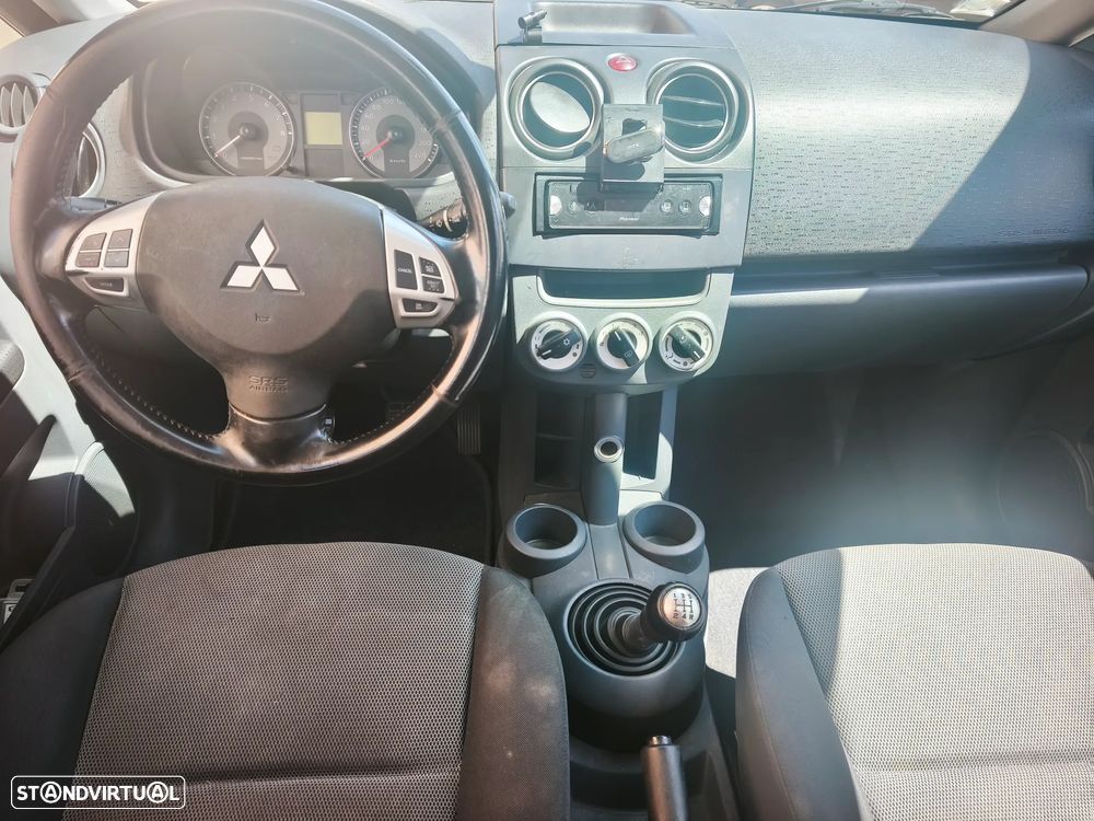 Mitsubishi Colt 1.3 Instyle P.Seguran ClearTec - 10