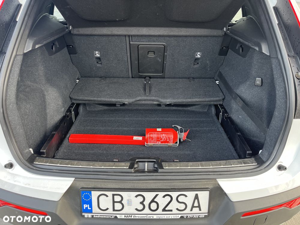 Volvo XC 40 T5 AWD R-Design - 24