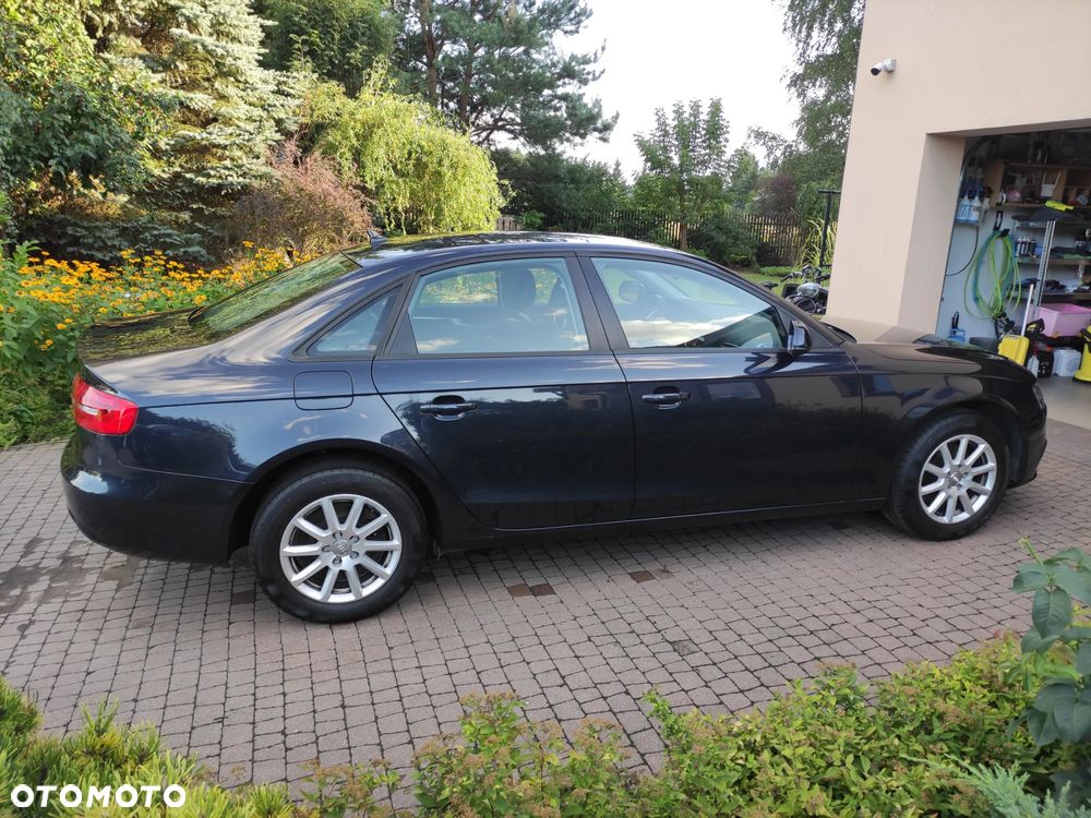 Audi A4 Limousine 2.0 TFSI Limited Edition - 4